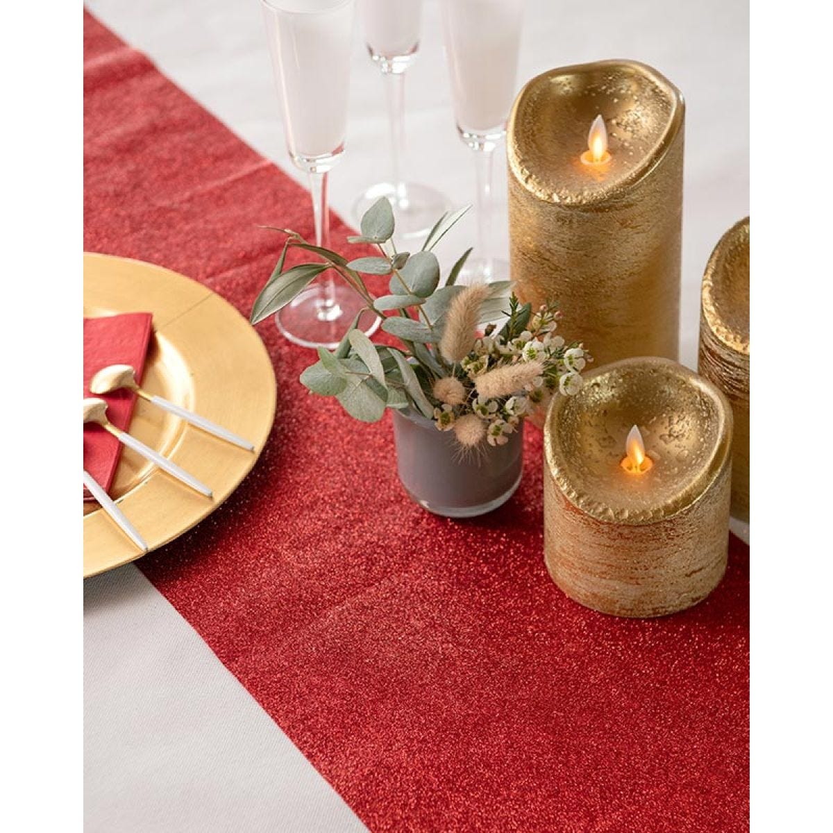 Red Glitter Table Runner - 3m