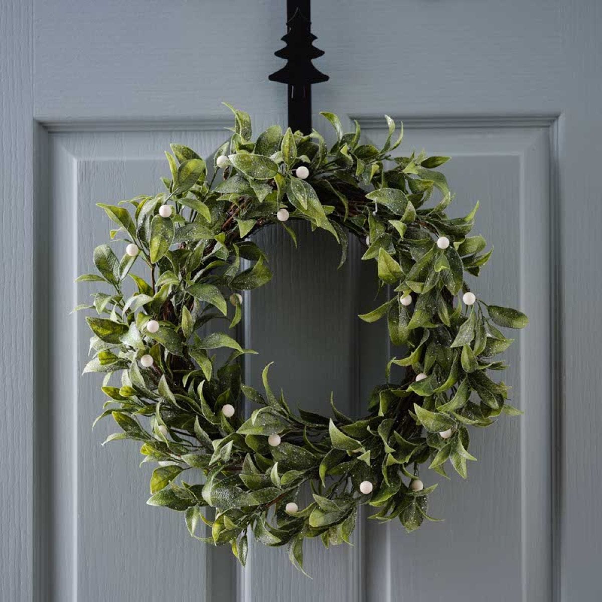 Mistletoe Wreath - 30cm