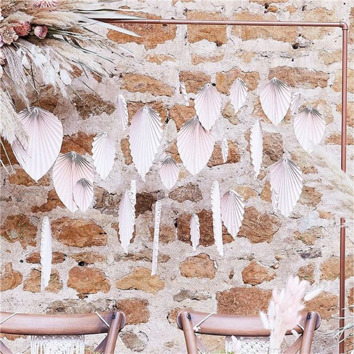 A Touch Of Pampas Blush Pink Palm Spear Backdrop (25pk)