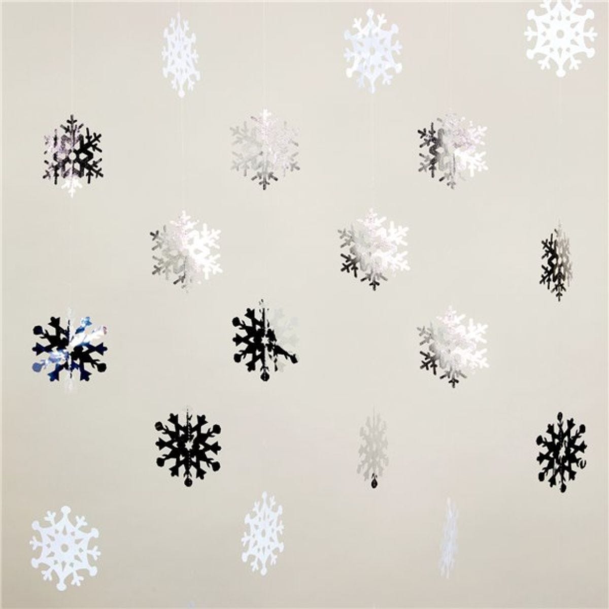 Snowflake String Decoration - 2.1m (6pk)