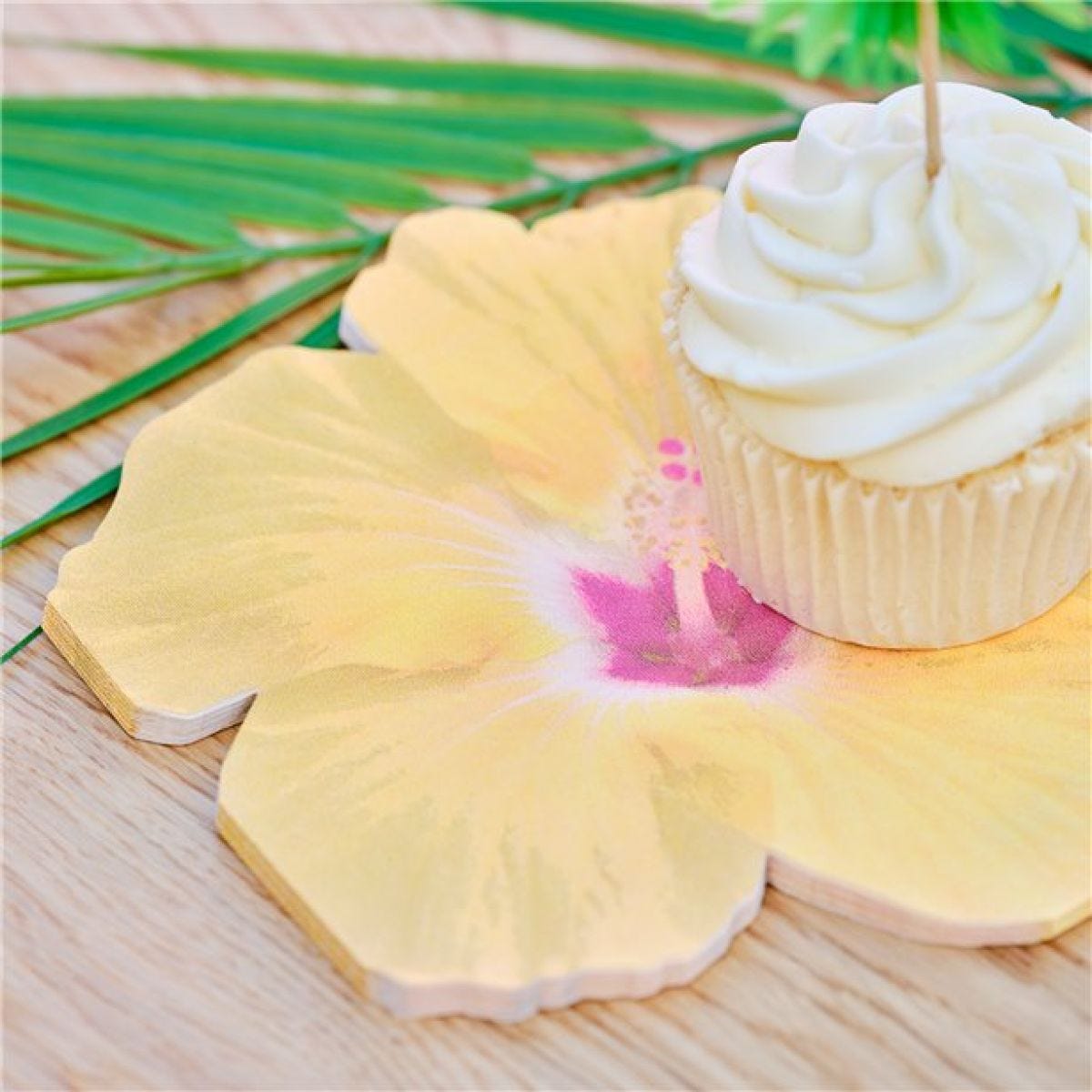 Tiki Tropics Flower Paper Napkins