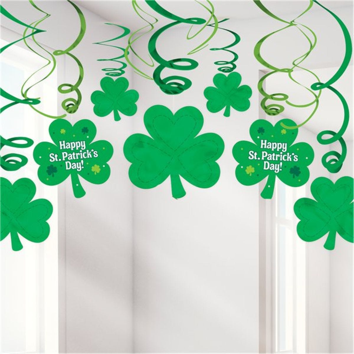 St Patrick&apos;s Day Shamrock Hanging Swirls - 60cm (30pk)