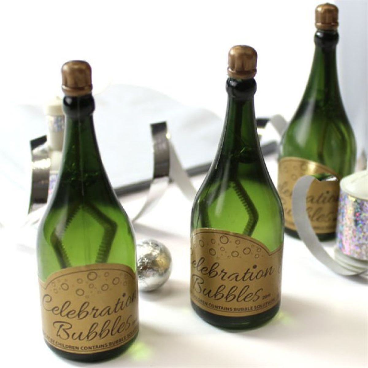 Green Champagne Wedding Bubbles - 32ml