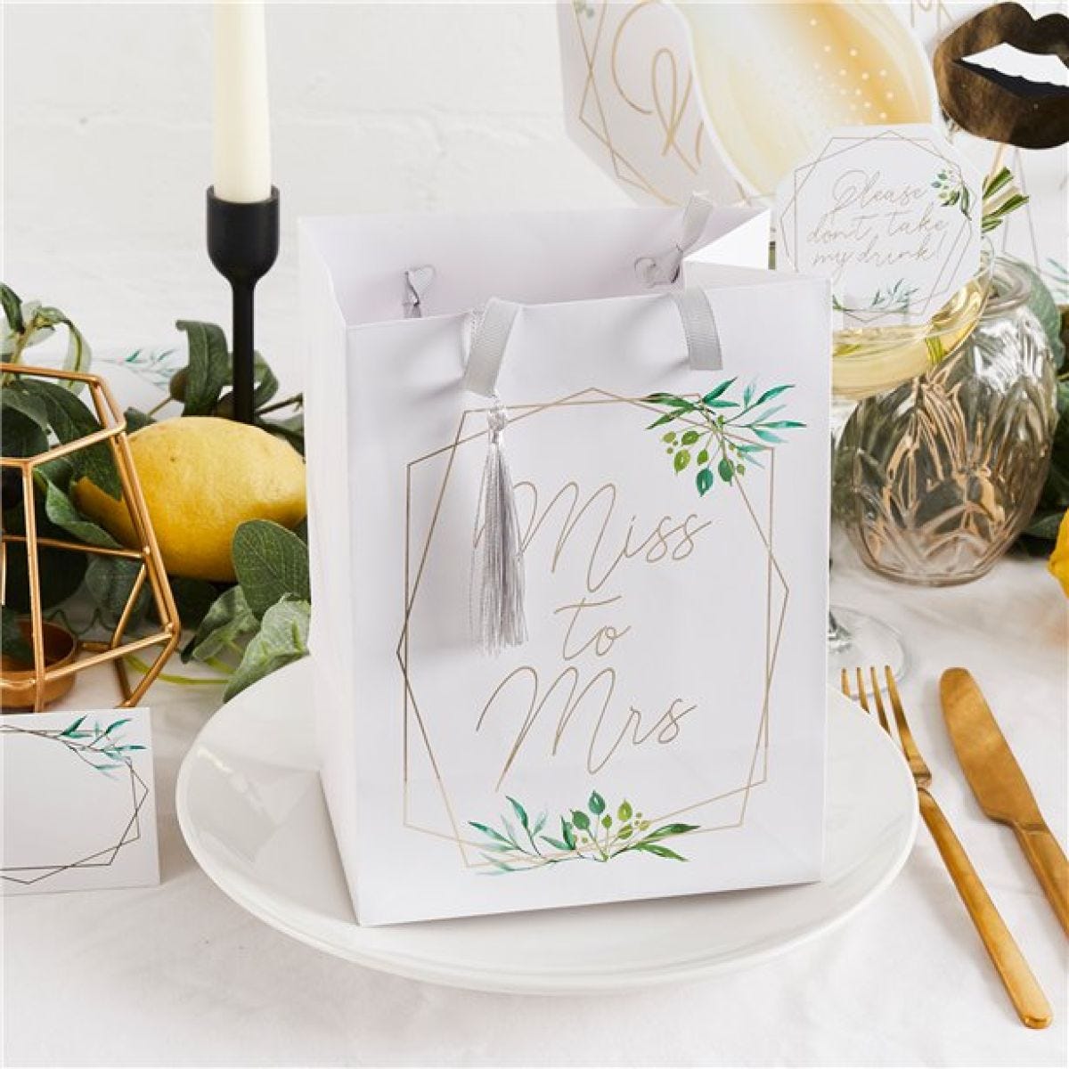 Botanical Hen Miss To Mrs Paper Party Bags