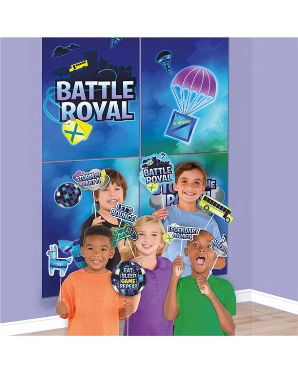 Battle Royal Scene Setter &amp; Photo Accessories (16pk)